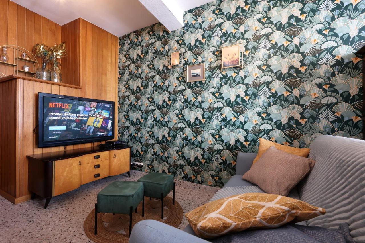 Retro 68 : Charmante Maison Au Centre De Malmedy Luaran gambar